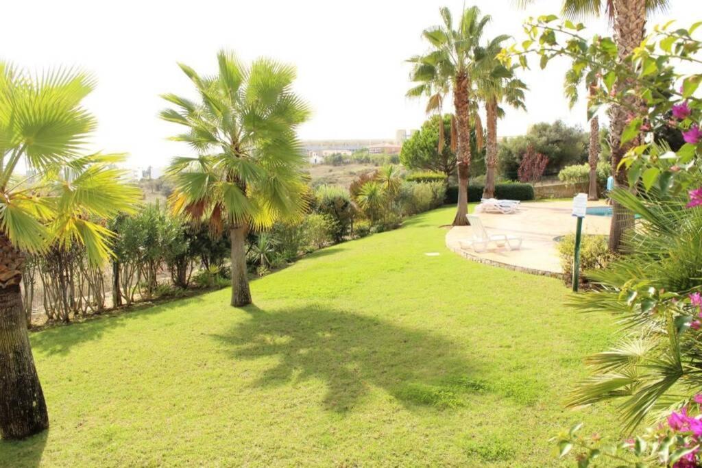 Great 2 Bedroom Apartment With Communal Pool Λάγος Εξωτερικό φωτογραφία