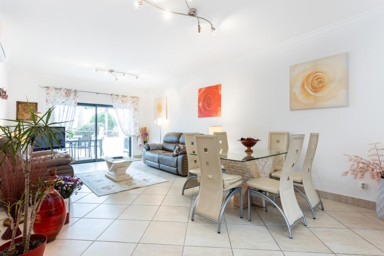 Great 2 Bedroom Apartment With Communal Pool Λάγος Εξωτερικό φωτογραφία