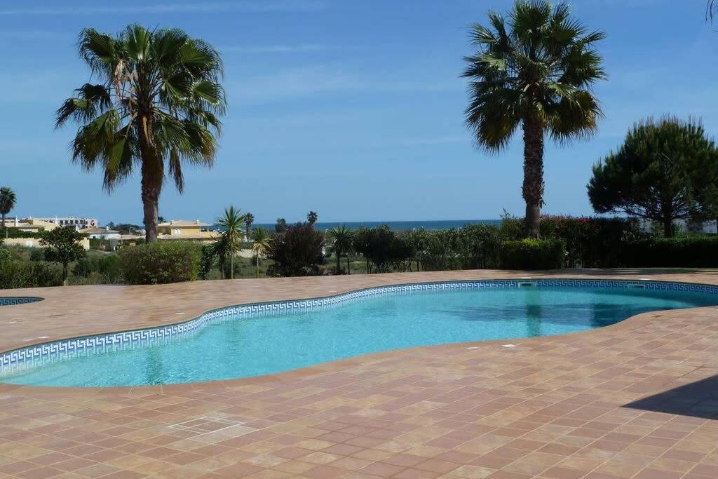 Great 2 Bedroom Apartment With Communal Pool Λάγος Εξωτερικό φωτογραφία