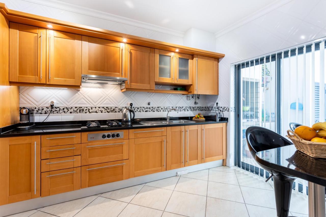 Great 2 Bedroom Apartment With Communal Pool Λάγος Εξωτερικό φωτογραφία