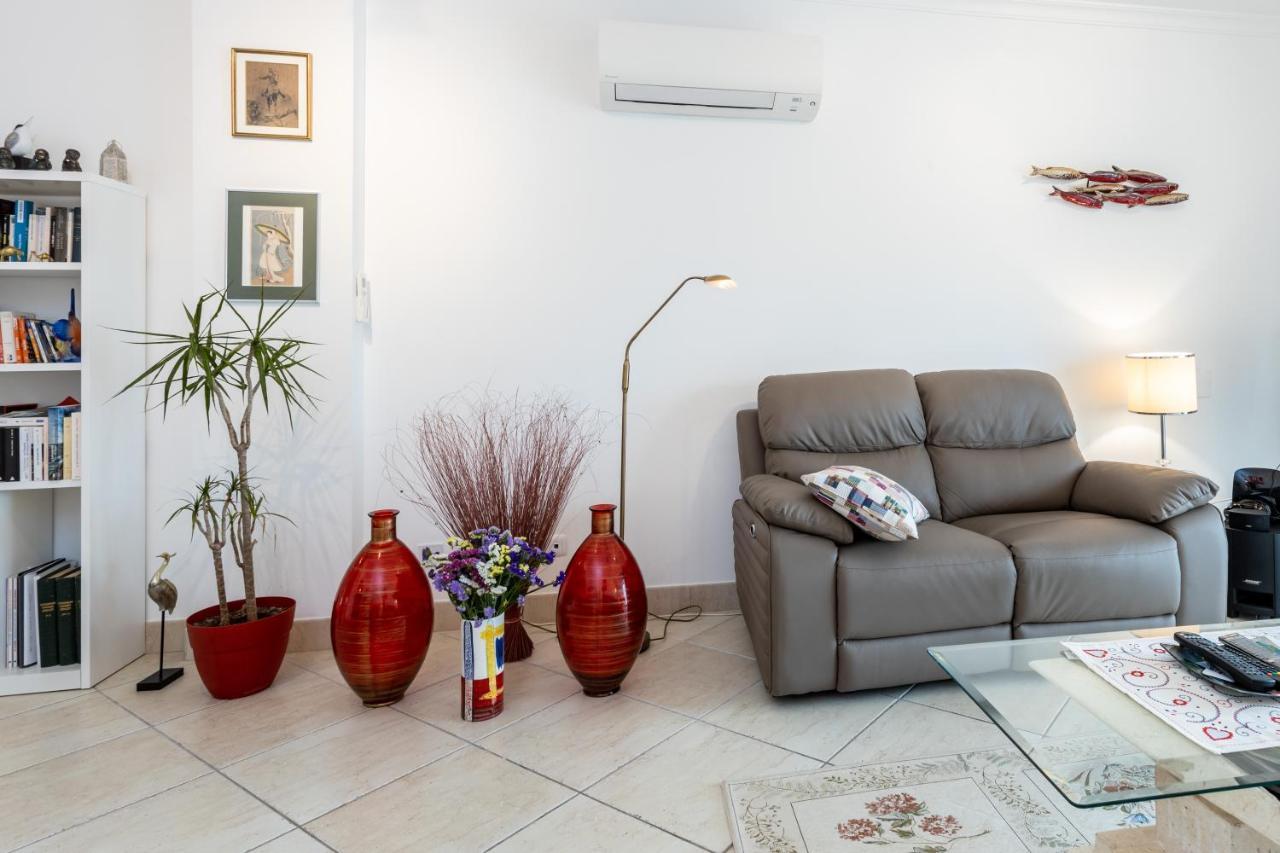 Great 2 Bedroom Apartment With Communal Pool Λάγος Εξωτερικό φωτογραφία